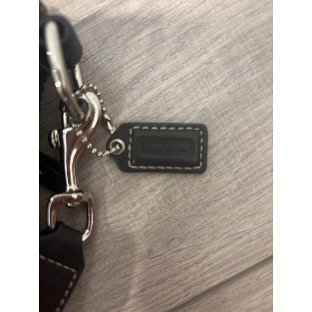 Vintage pebbled, leather coach cross body purse